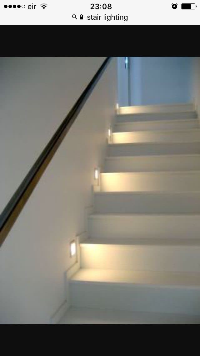 Staircase step lighting